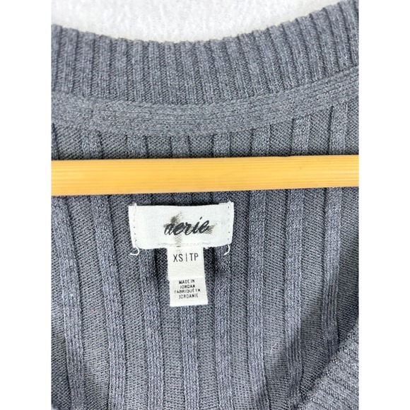 Aerie Ribbed Cropped Cardigan Gray Long Sleeve V‎ Neck Button Up XS - Picture 3 of 8